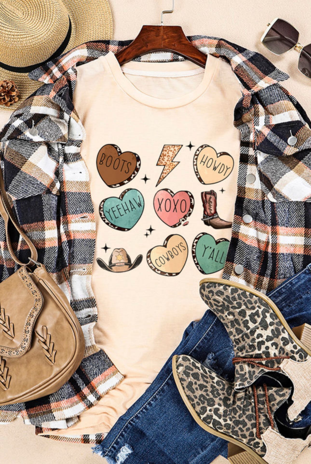 Cowboy and Hearts T Shirt/ beige