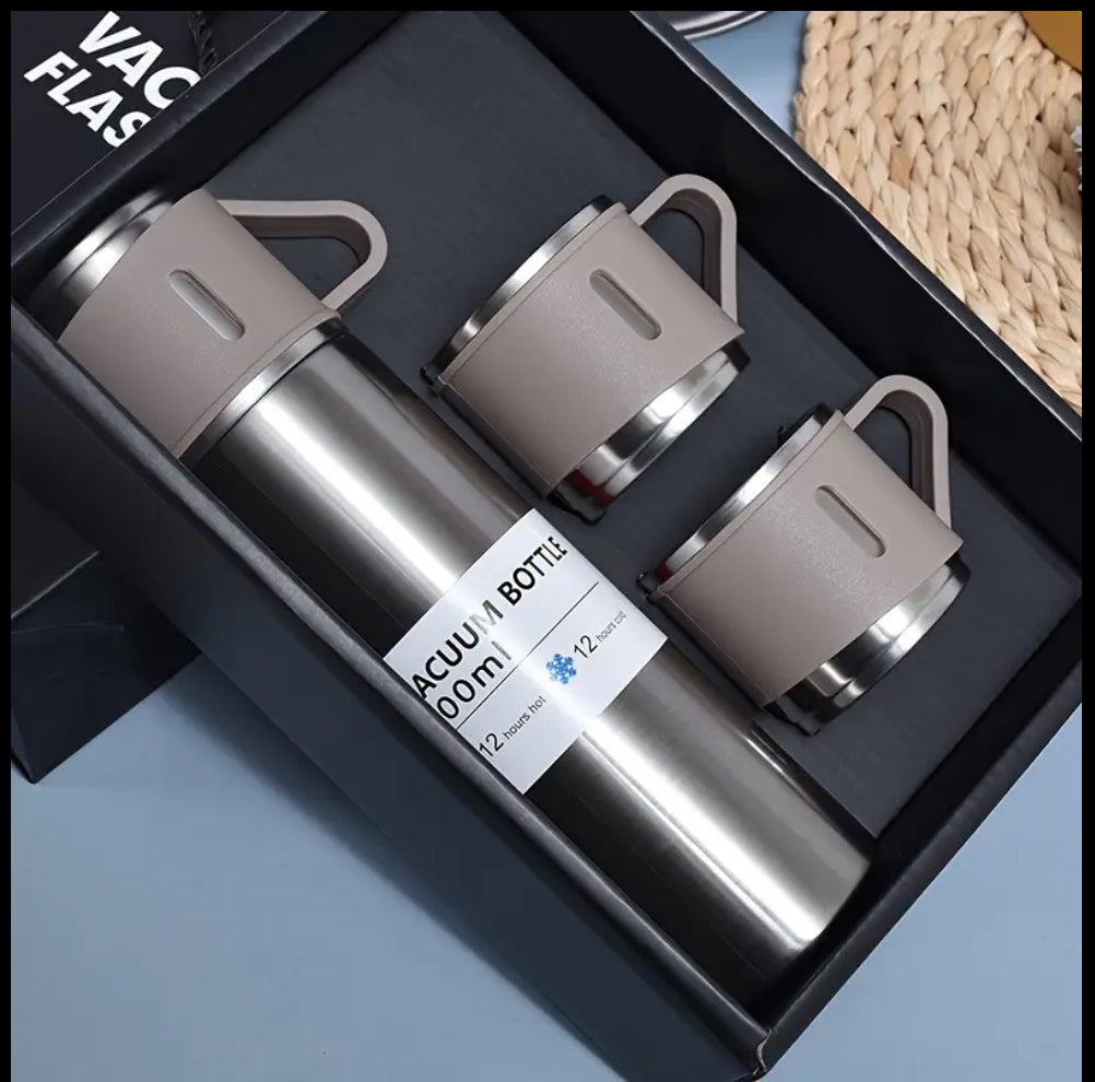 Insulated Stainless Steel Bottle with 2 cups/ set